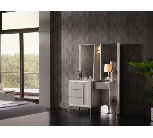 Туалетный столик Лоретто (Loretto) LORET-35 Туалетный столик Лоретто (Loretto) LORET-35